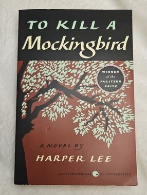To Kill a Mockingbird by Harper Lee - Paperback Book